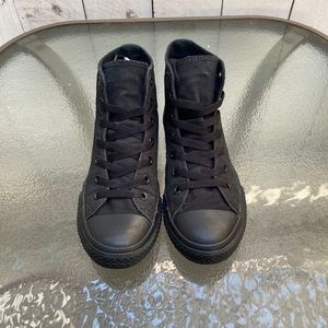 Black Hi-Top Converse